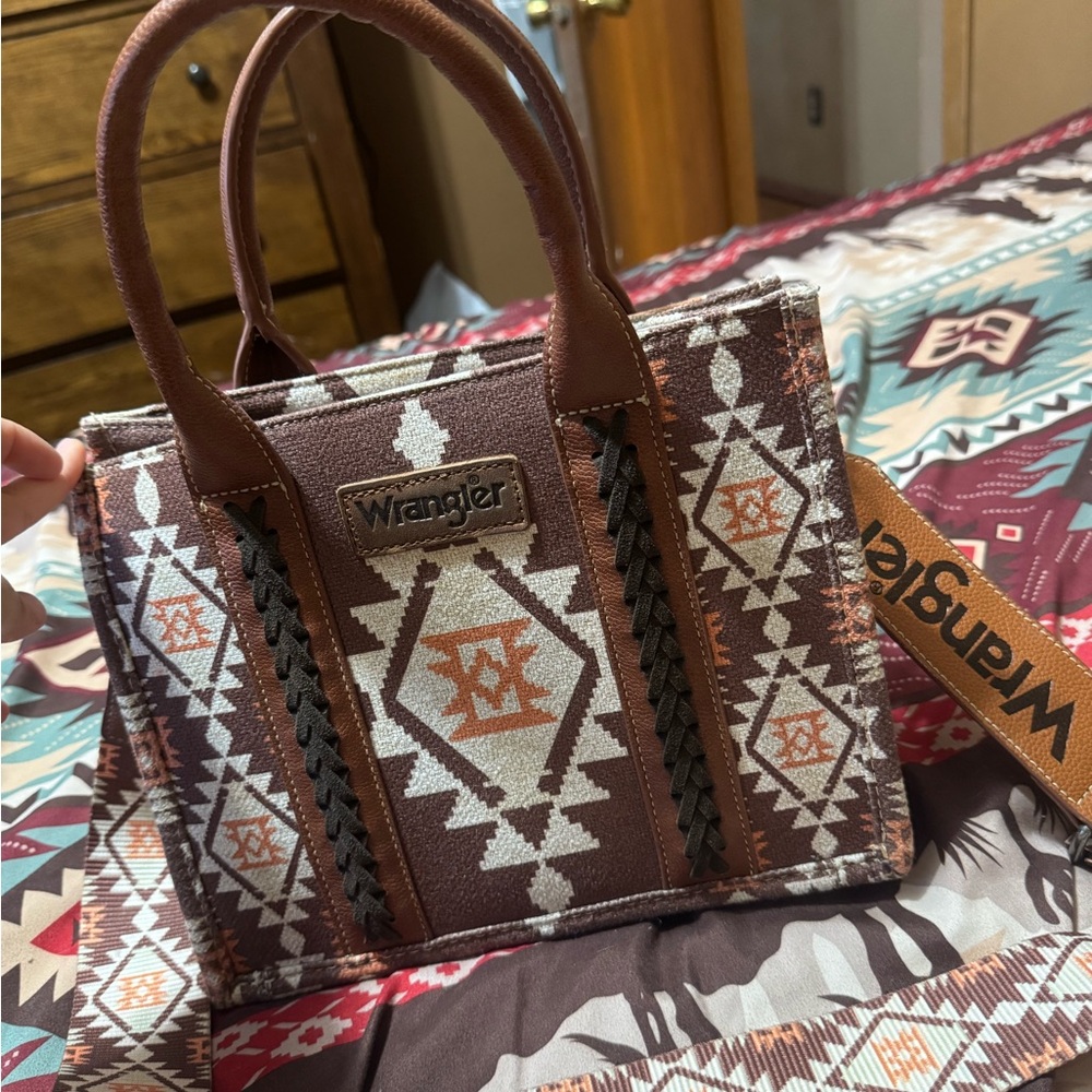 Wrangler Geometric Brown and Cream Tote